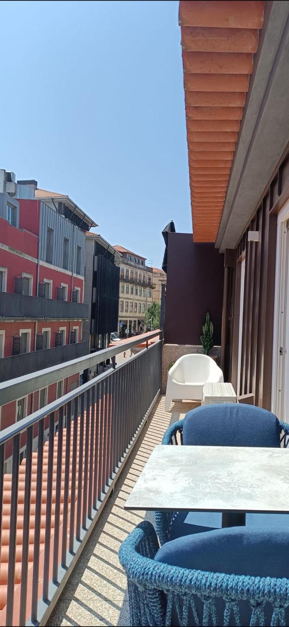 Boutique Rentals-The Alma Apt W/ Balcony Porto Bagian luar foto